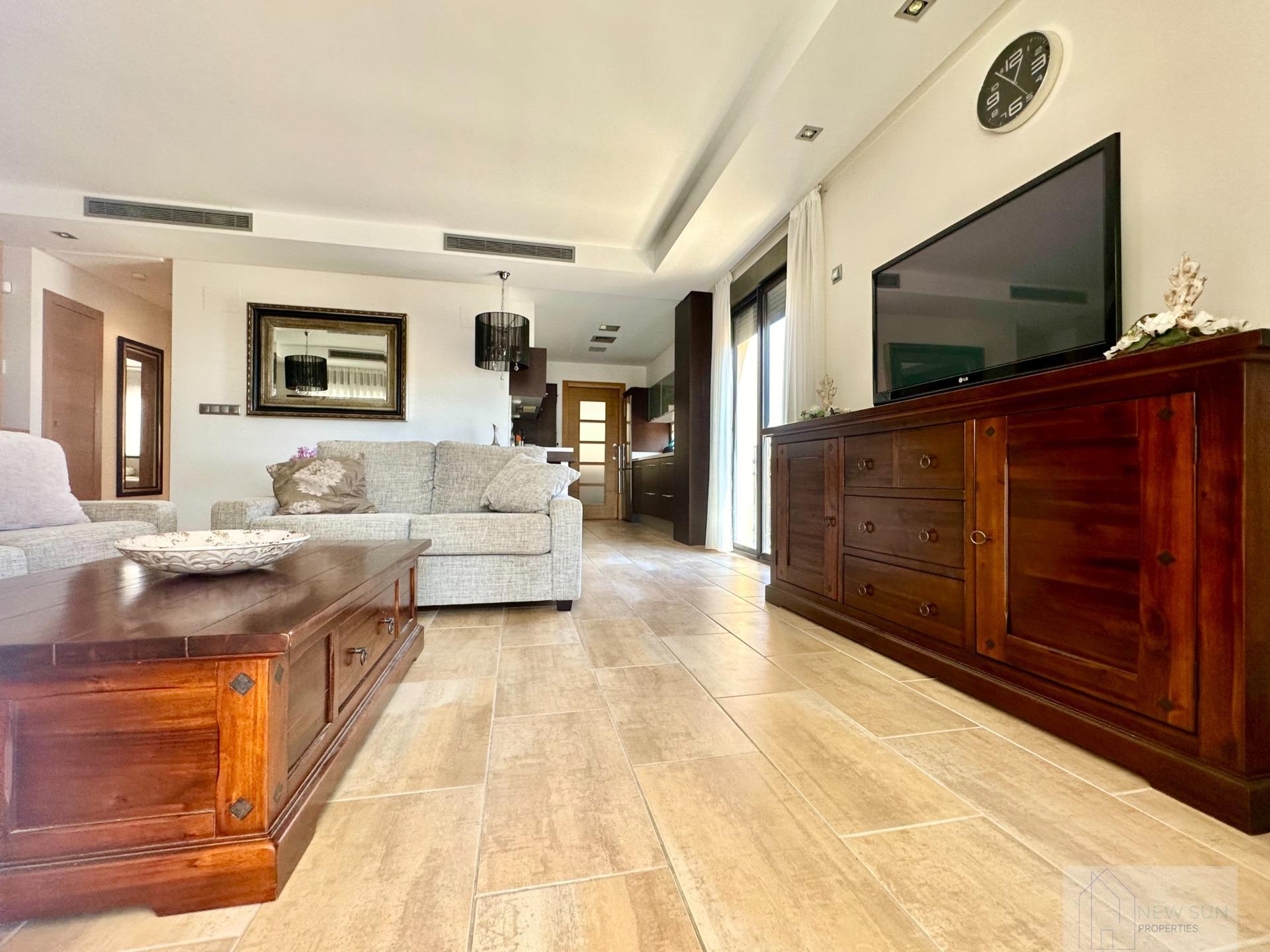 For sale of apartment in Guardamar del Segura