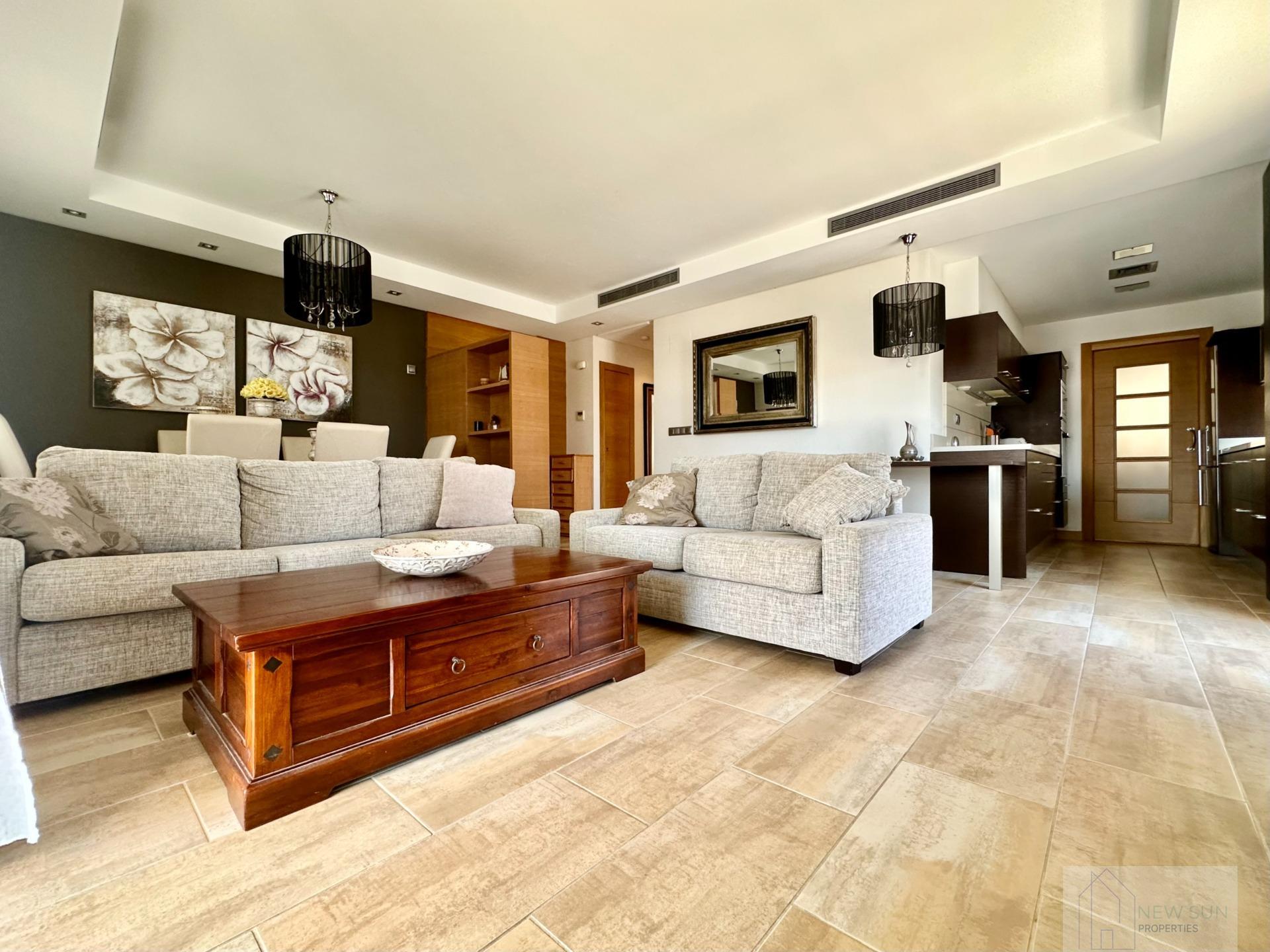 For sale of apartment in Guardamar del Segura