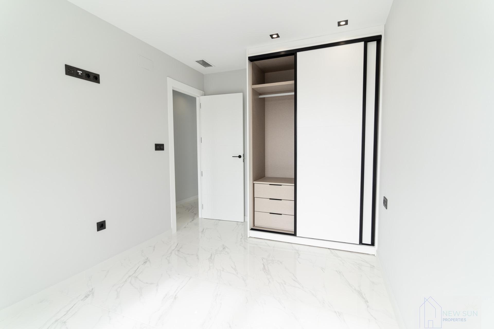 For sale of villa in Orihuela Costa