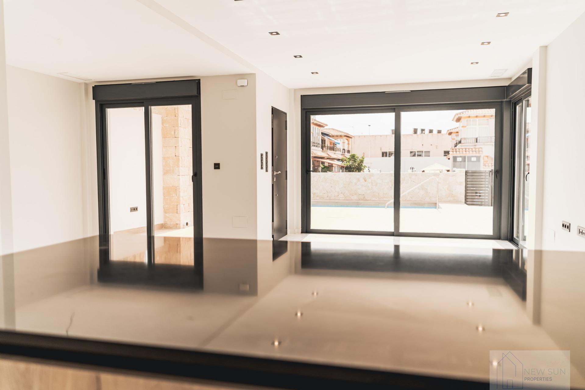 For sale of villa in Orihuela Costa