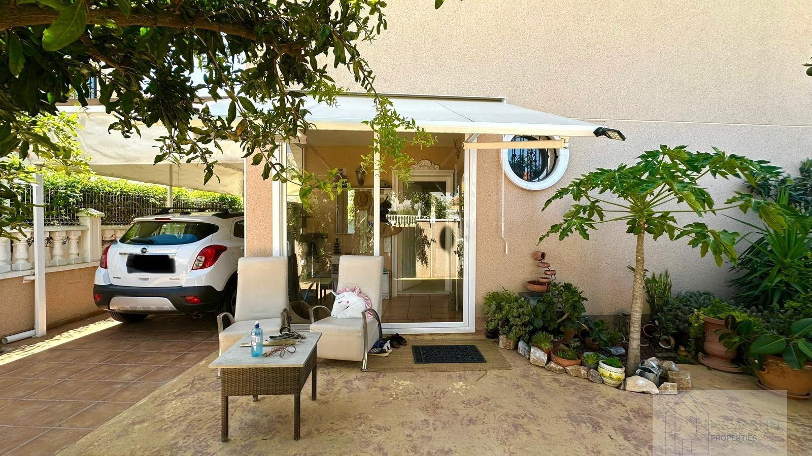 For sale of chalet in Orihuela Costa