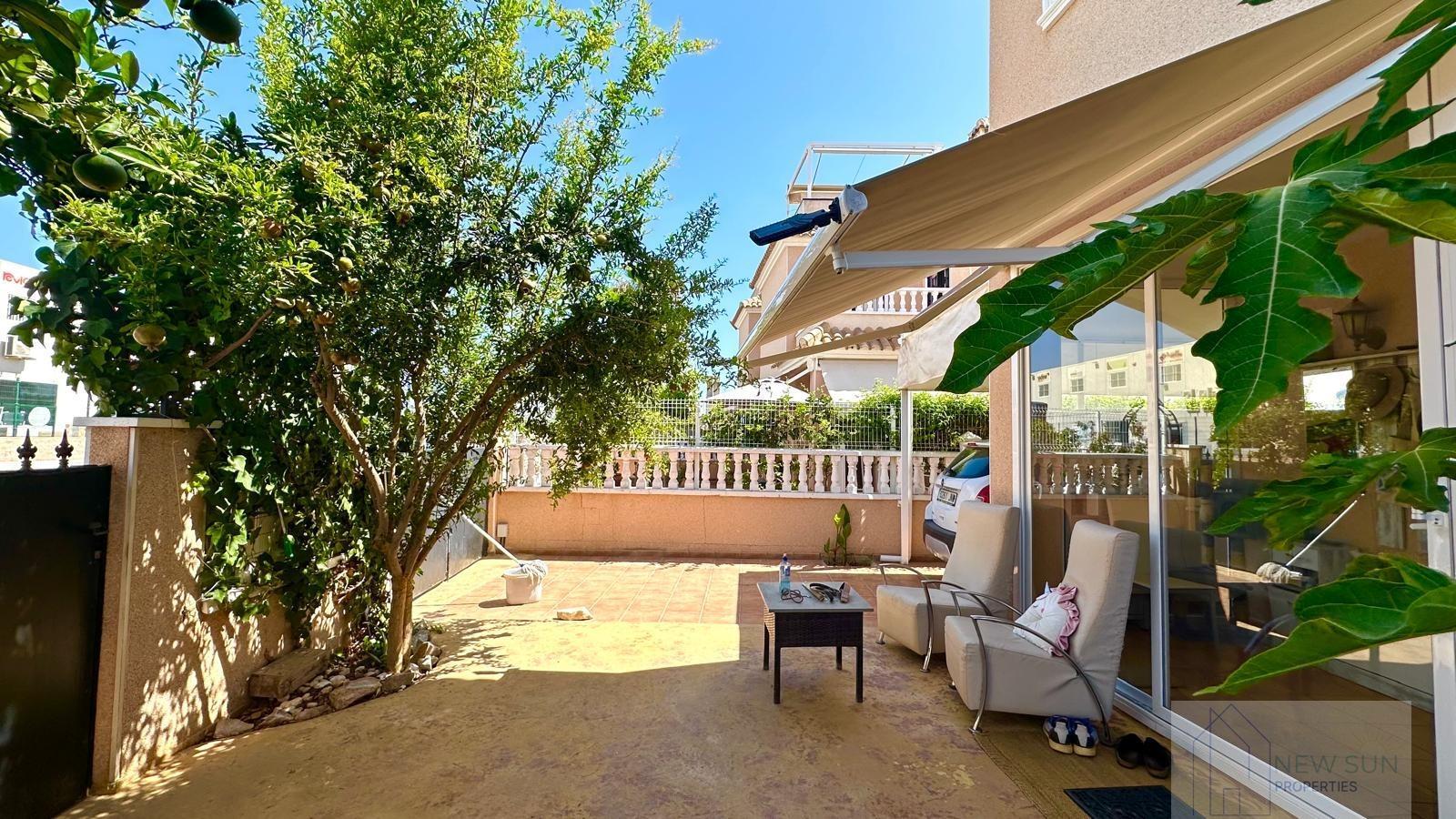 For sale of chalet in Orihuela Costa