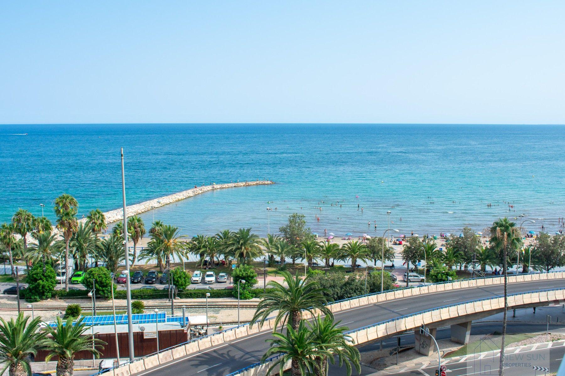 For sale of penthouse in Alicante