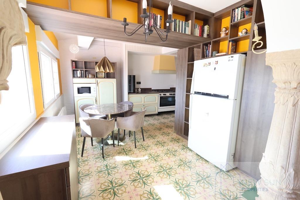 For sale of chalet in Orihuela Costa