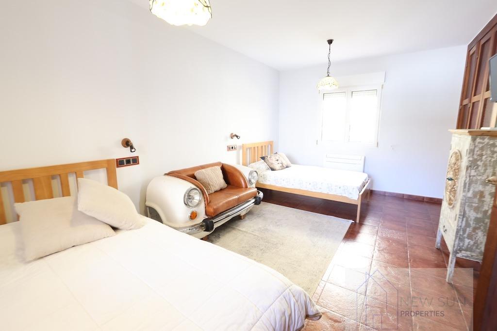 For sale of chalet in Orihuela Costa