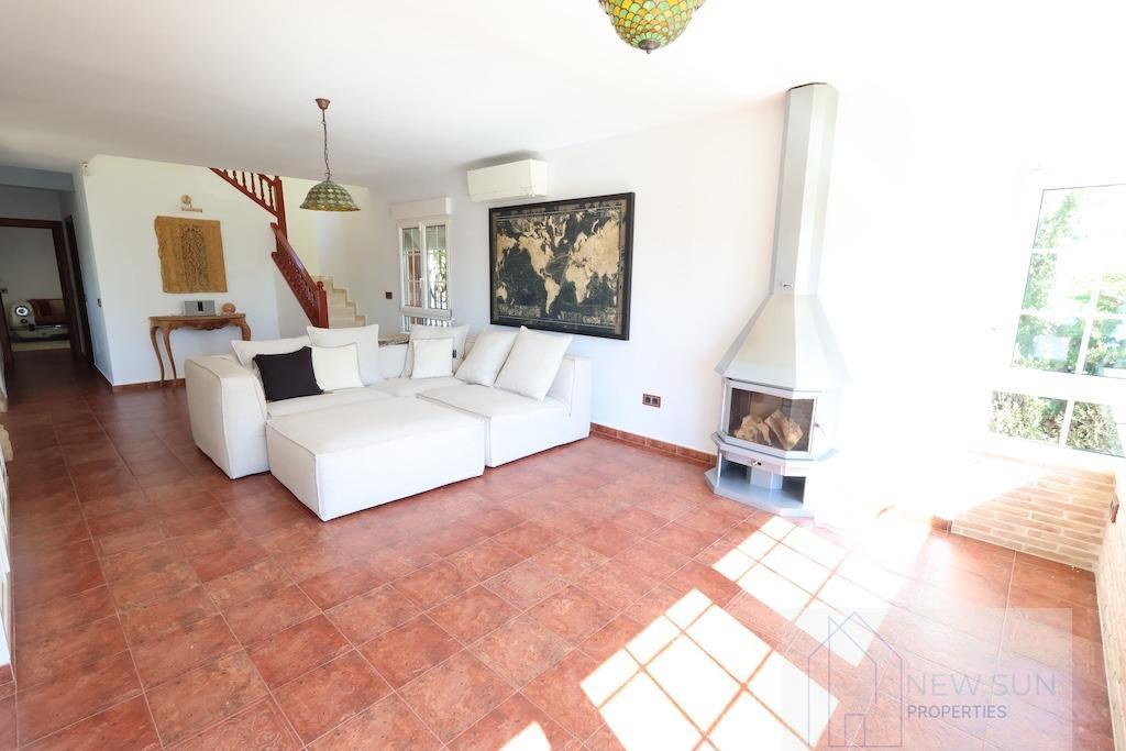 For sale of chalet in Orihuela Costa