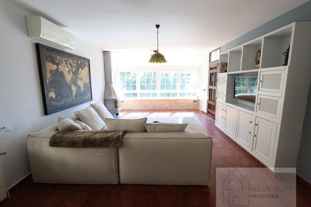 For sale of chalet in Orihuela Costa