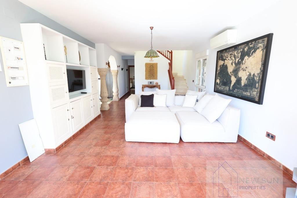 For sale of chalet in Orihuela Costa