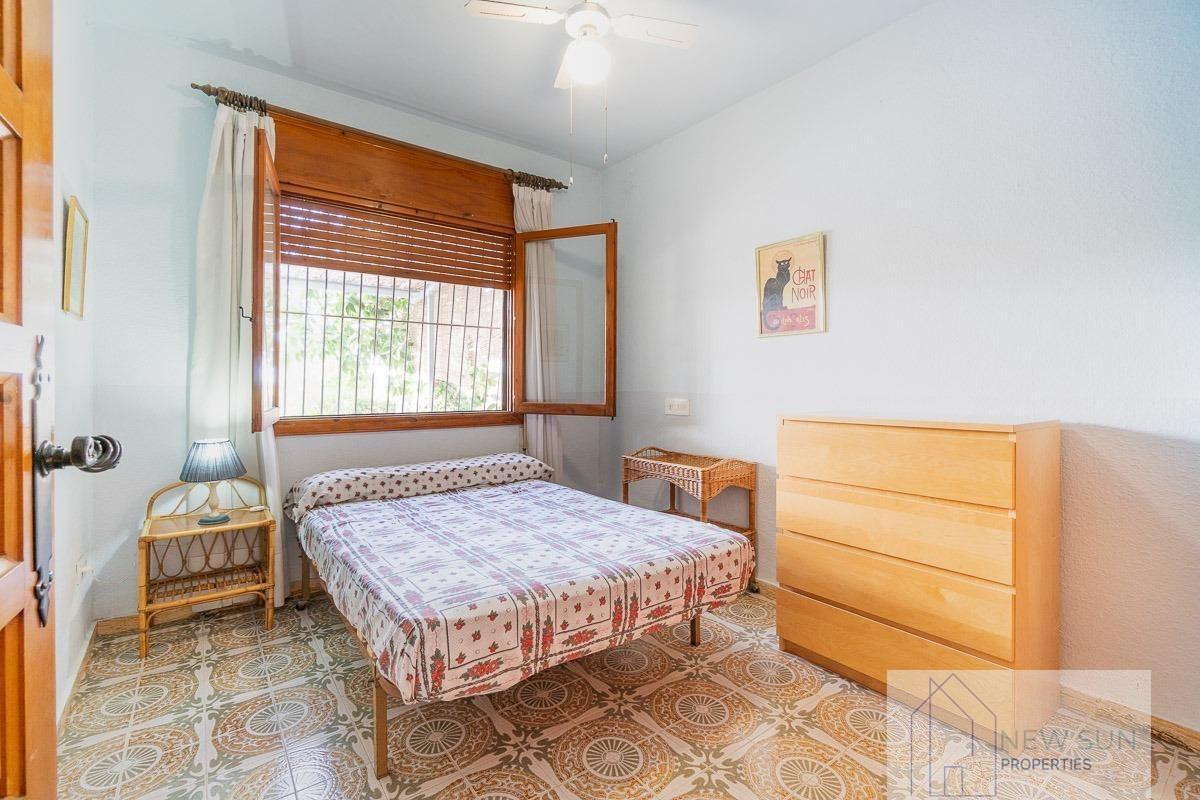 For sale of house in Pilar de la Horadada