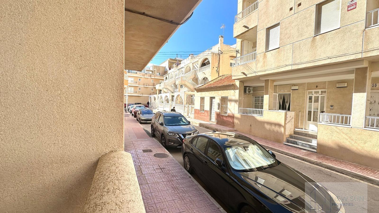 For sale of ground floor in Torrevieja