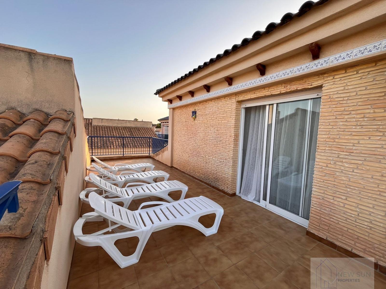 For sale of house in Orihuela Costa