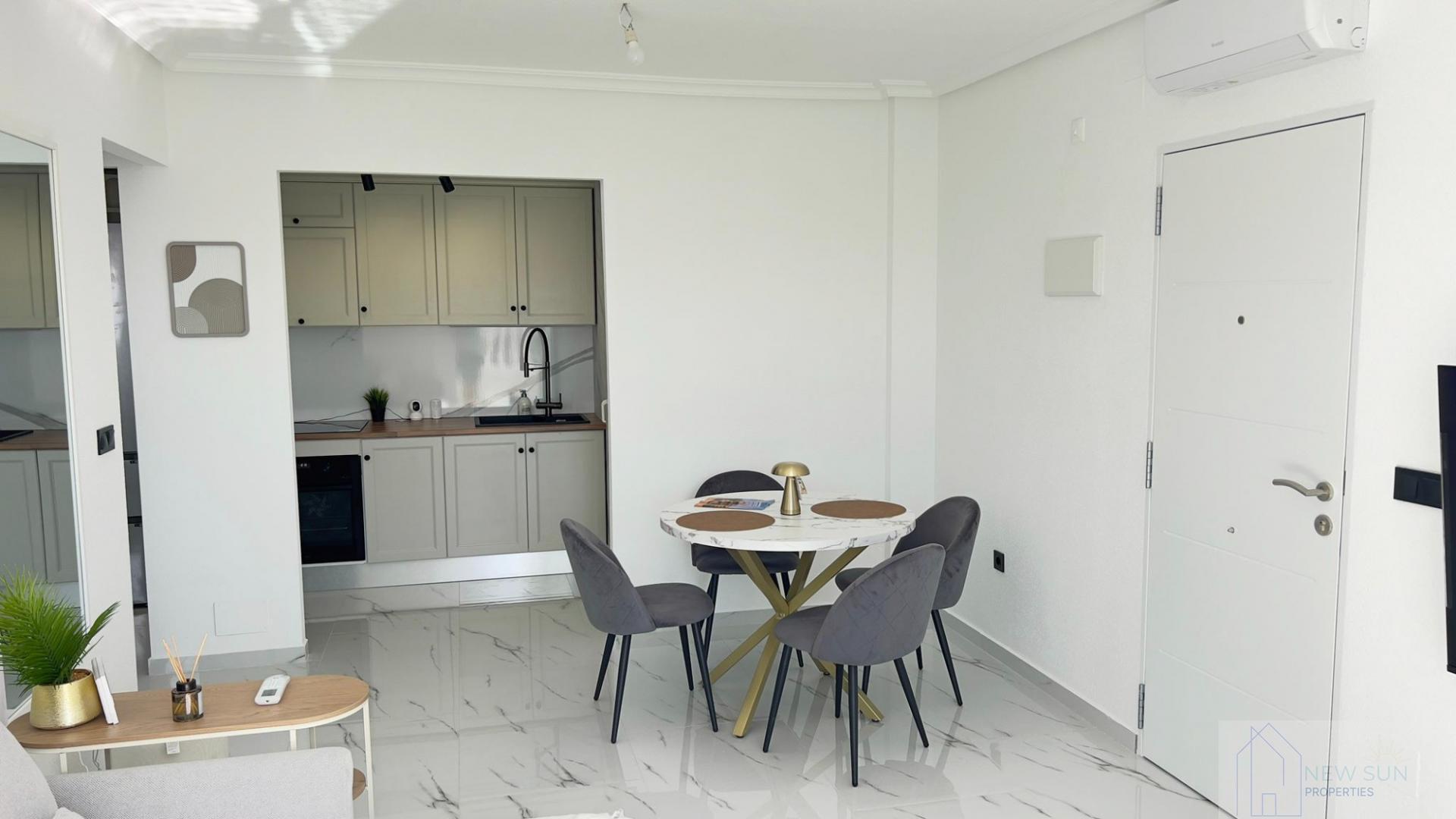 For sale of house in Orihuela Costa