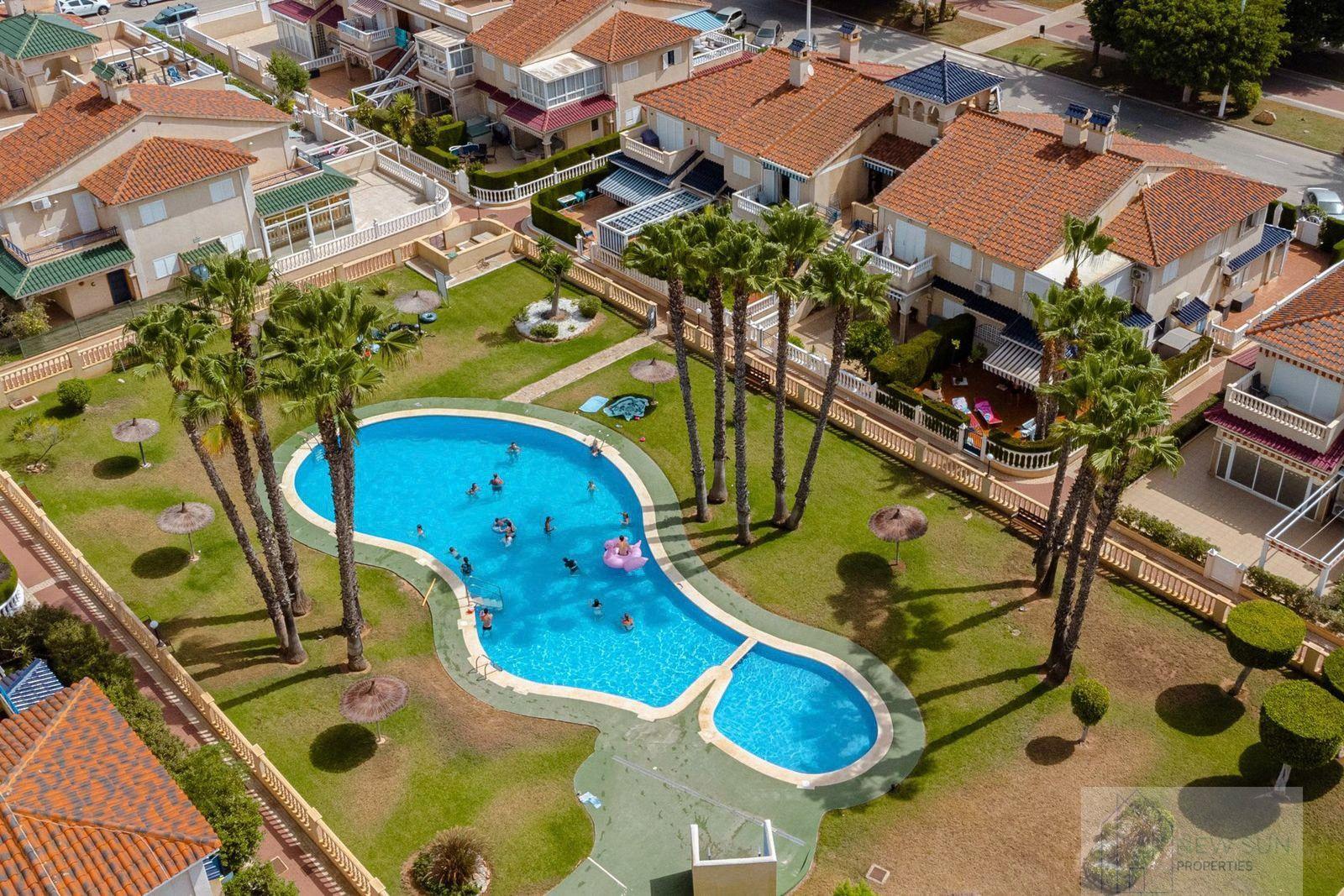 For sale of house in Orihuela Costa