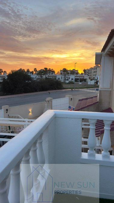 For sale of house in Orihuela Costa