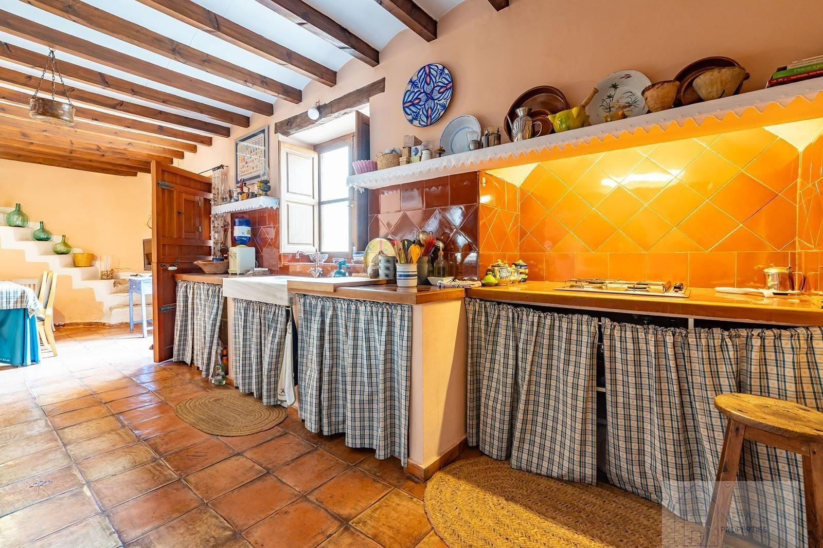 For sale of flat in Los Martinez Del Puerto