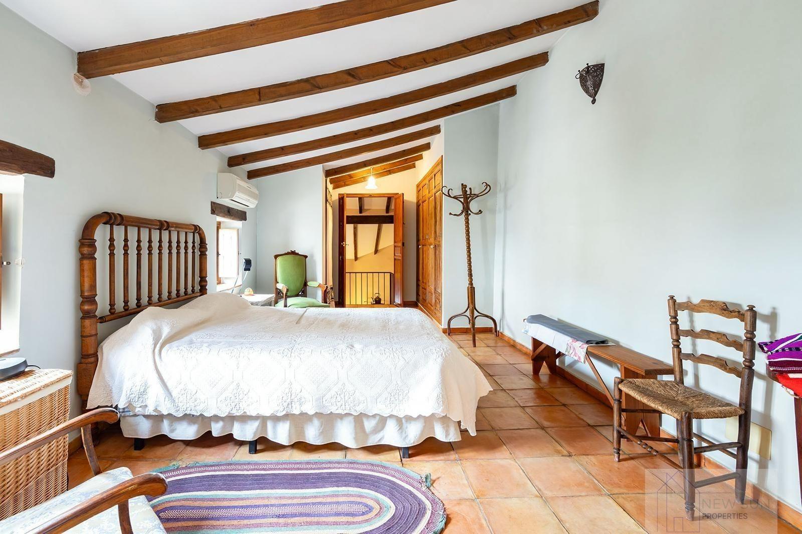 For sale of flat in Los Martinez Del Puerto