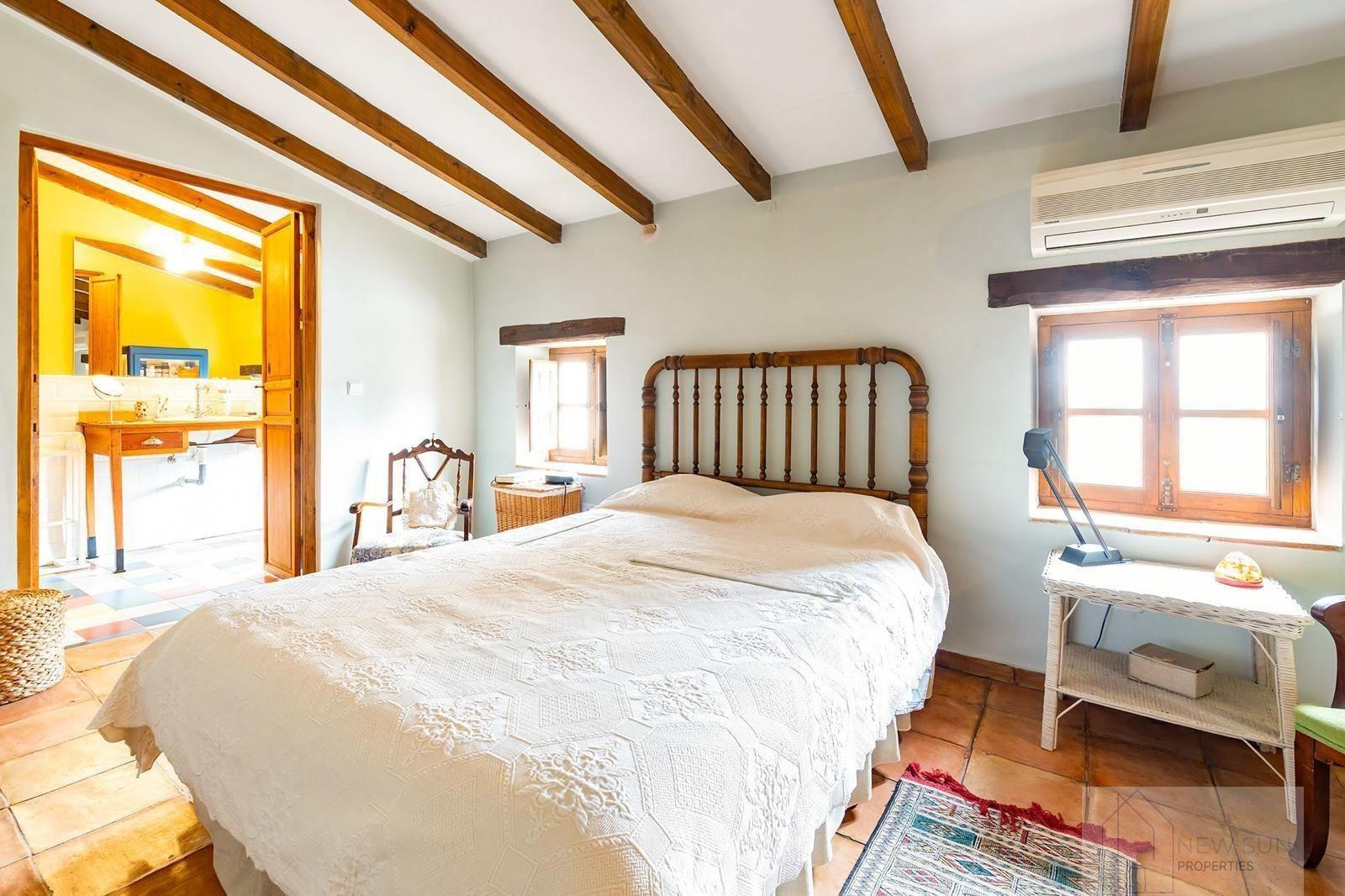 For sale of flat in Los Martinez Del Puerto