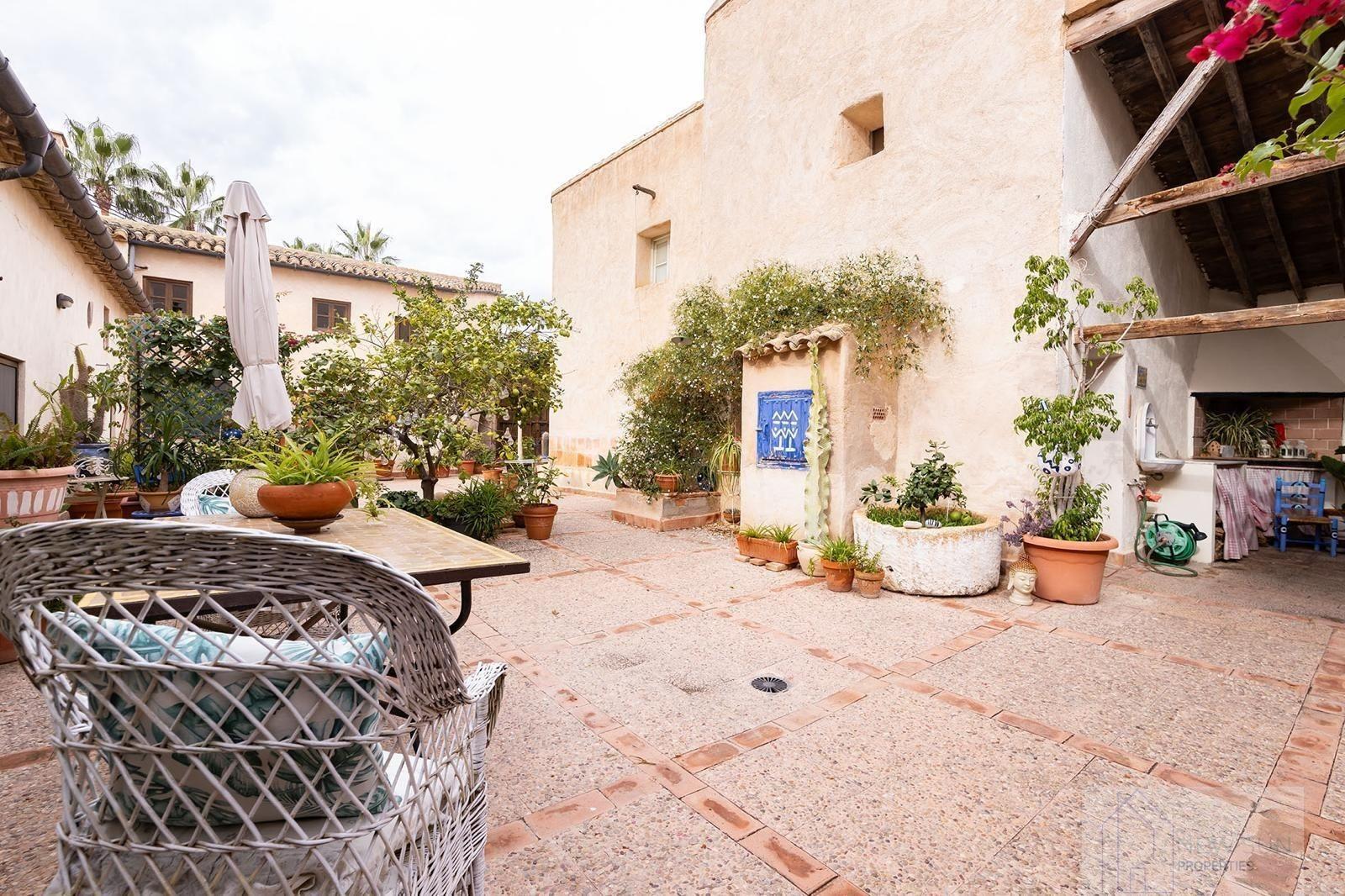 For sale of flat in Los Martinez Del Puerto