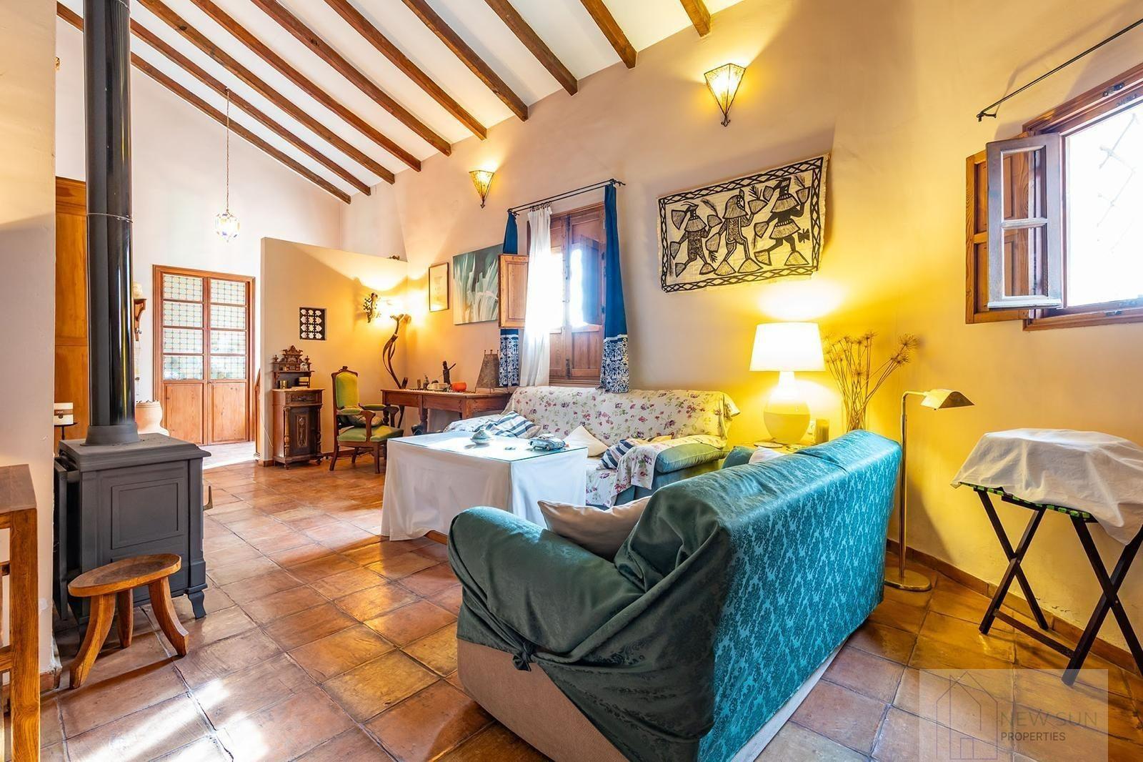 For sale of flat in Los Martinez Del Puerto