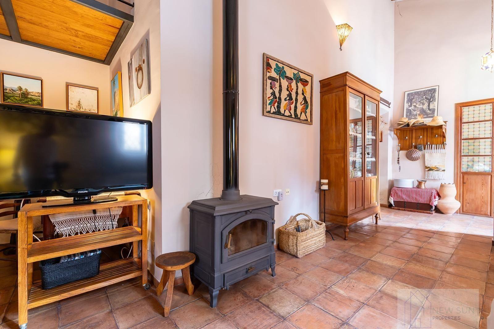 For sale of flat in Los Martinez Del Puerto