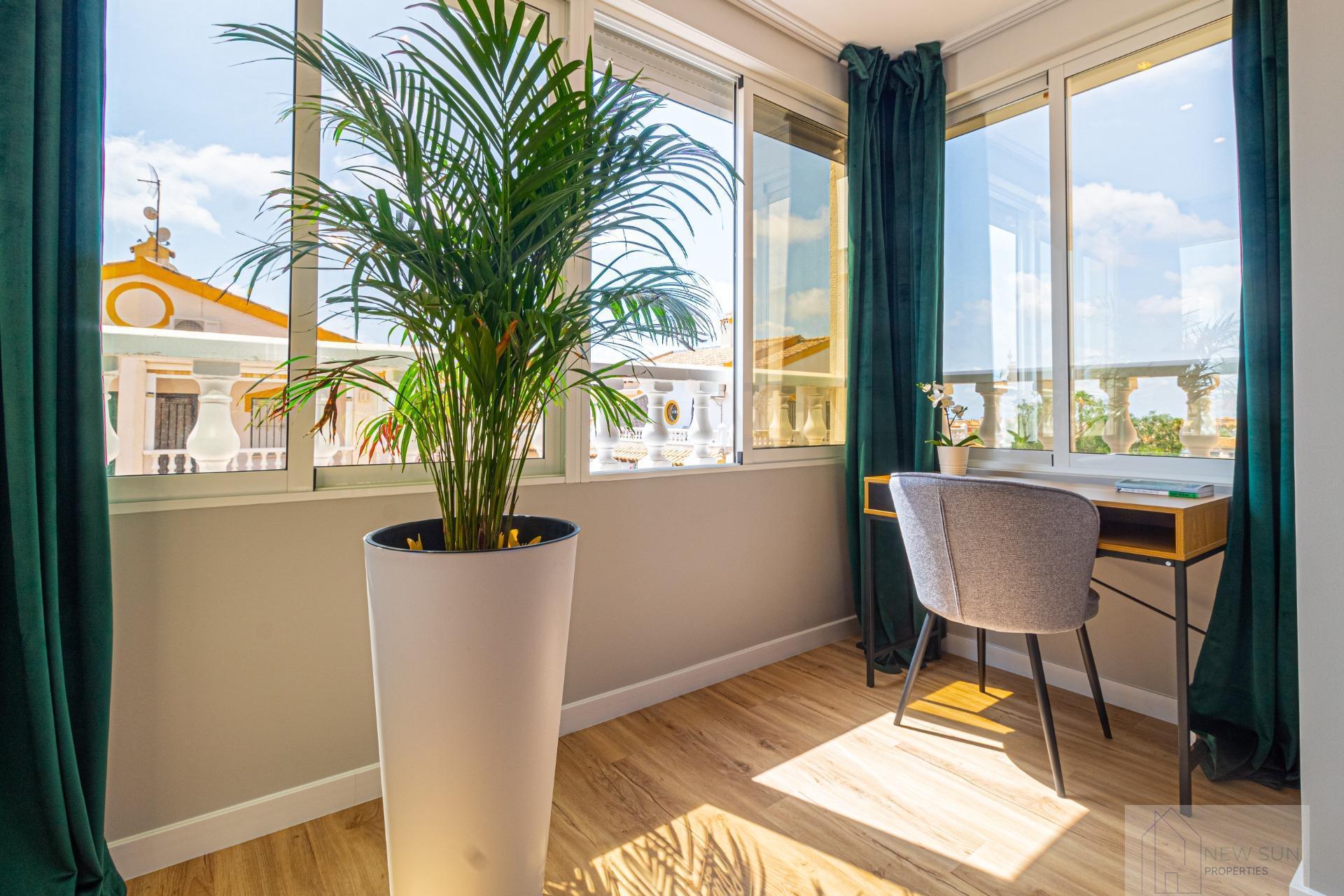 For sale of house in Orihuela Costa