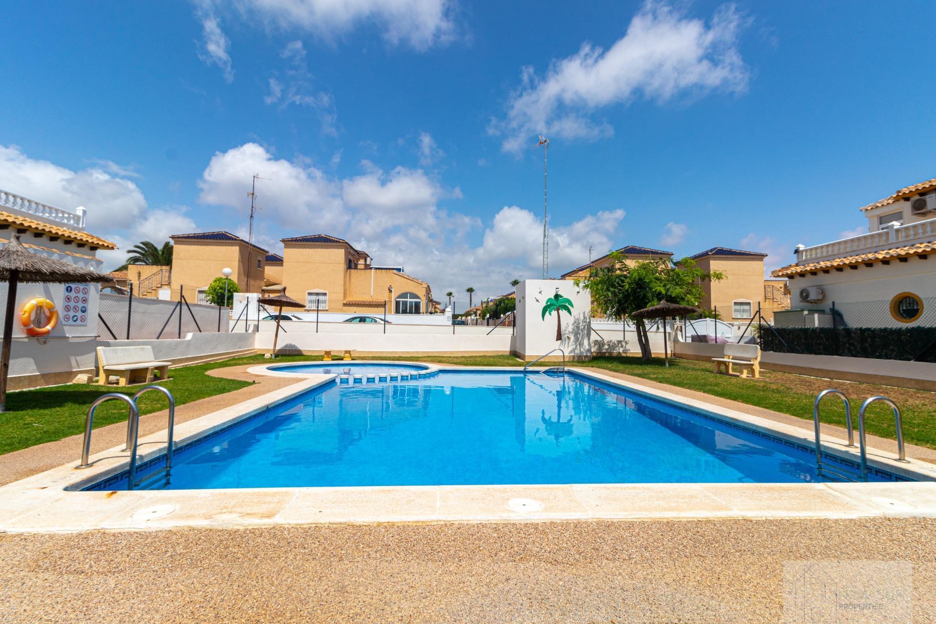 For sale of house in Orihuela Costa