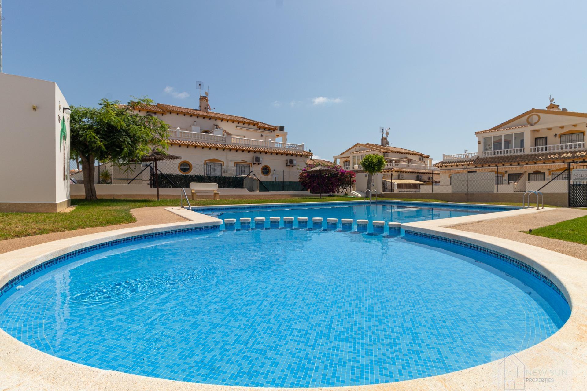 For sale of house in Orihuela Costa
