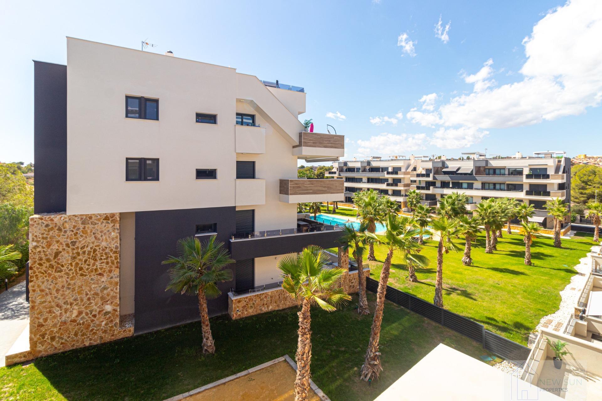 For sale of apartment in Orihuela Costa