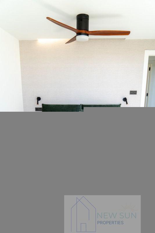 For sale of penthouse in Orihuela Costa