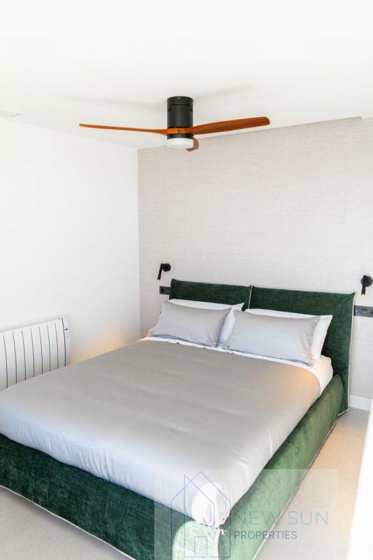 For sale of penthouse in Orihuela Costa