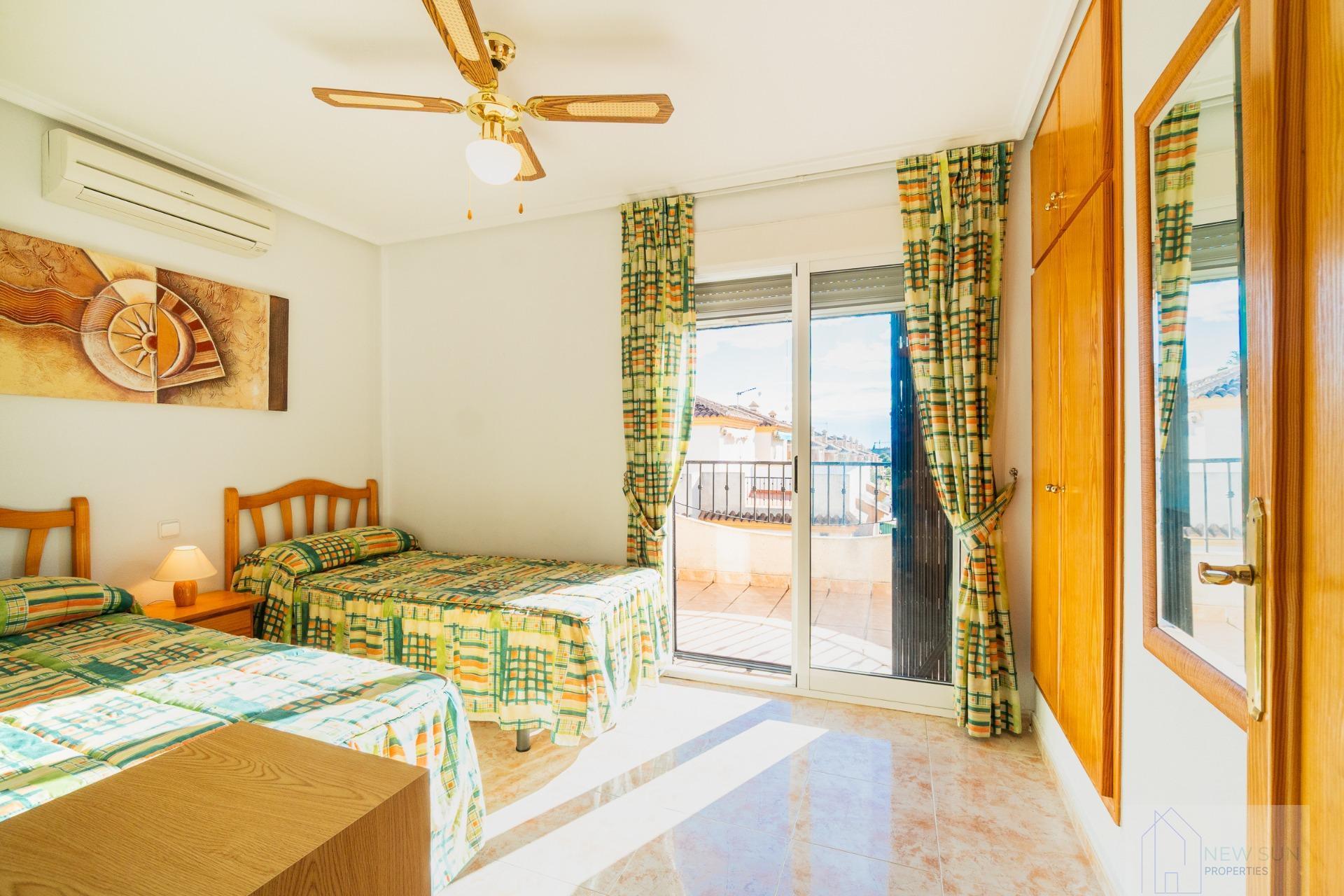 For sale of chalet in Orihuela Costa