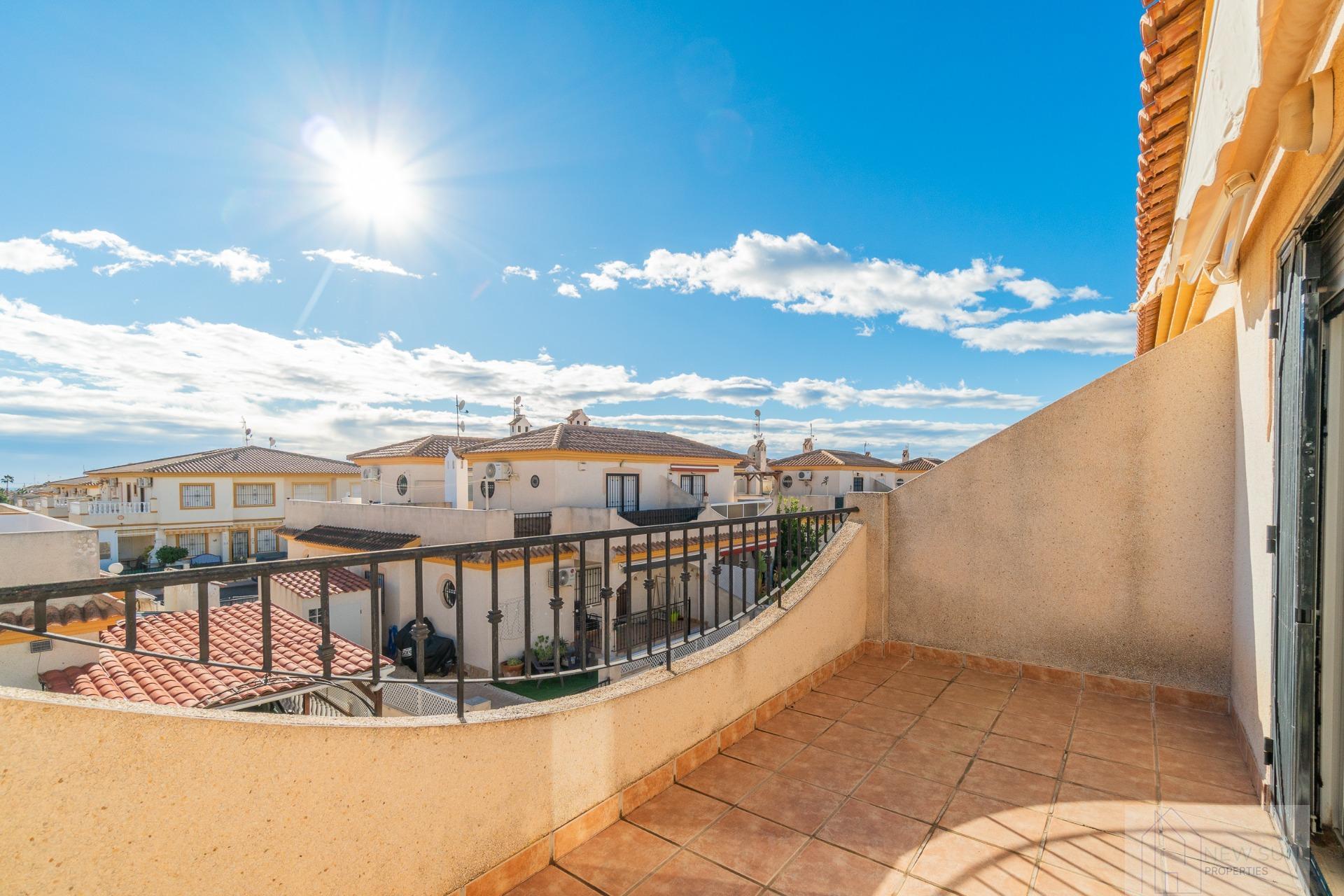 For sale of chalet in Orihuela Costa