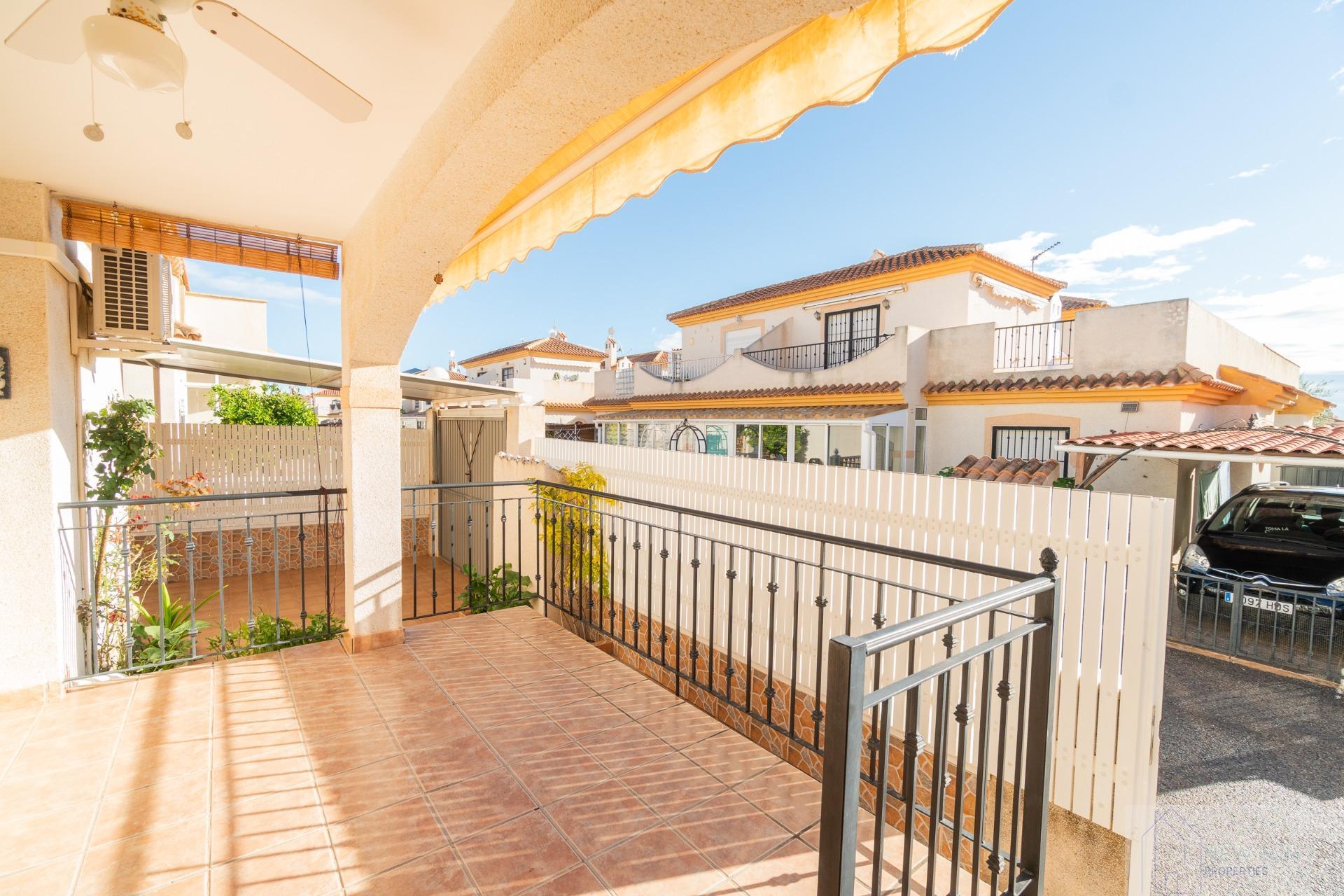 For sale of chalet in Orihuela Costa