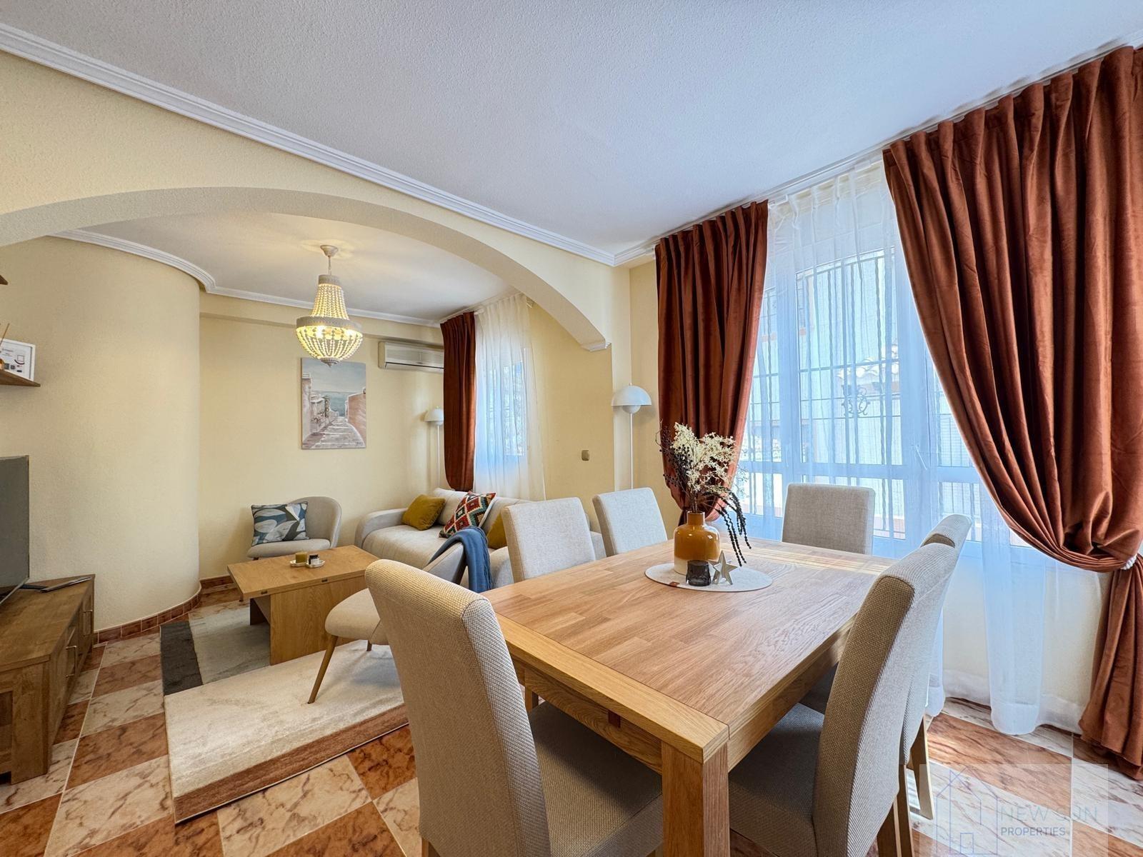 For sale of house in Orihuela Costa