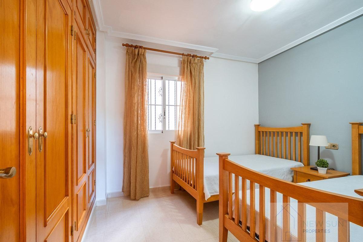 Venta de planta baja en Orihuela Costa