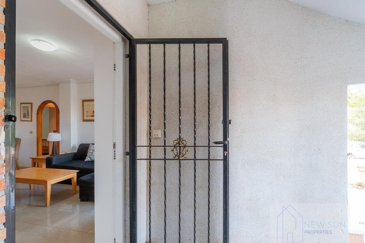 Venta de planta baja en Orihuela Costa