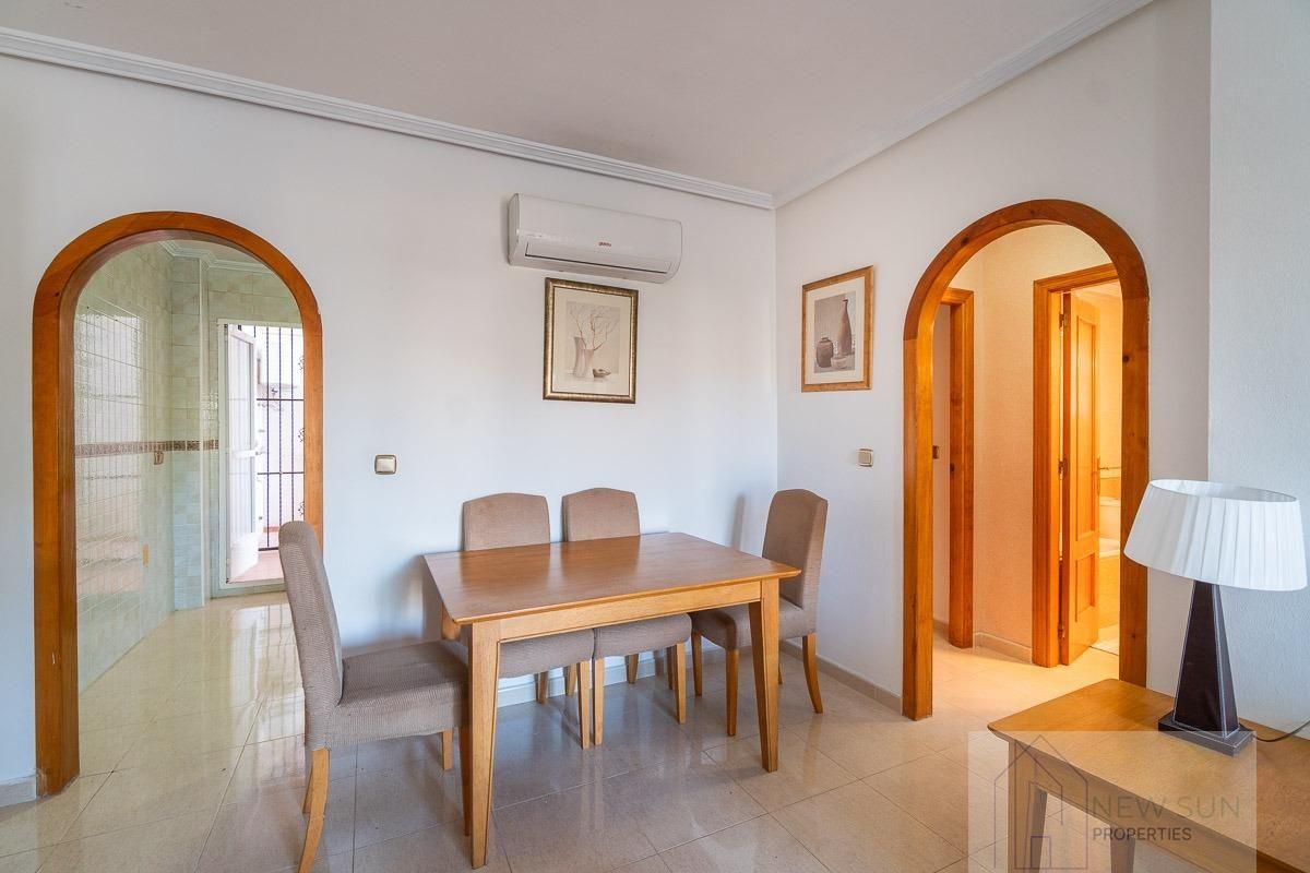 Venta de planta baja en Orihuela Costa