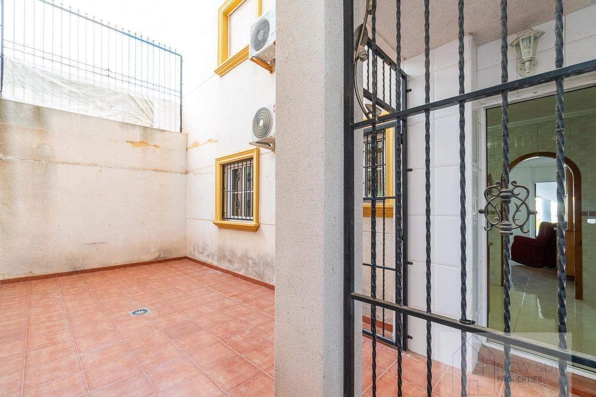 Venta de planta baja en Orihuela Costa