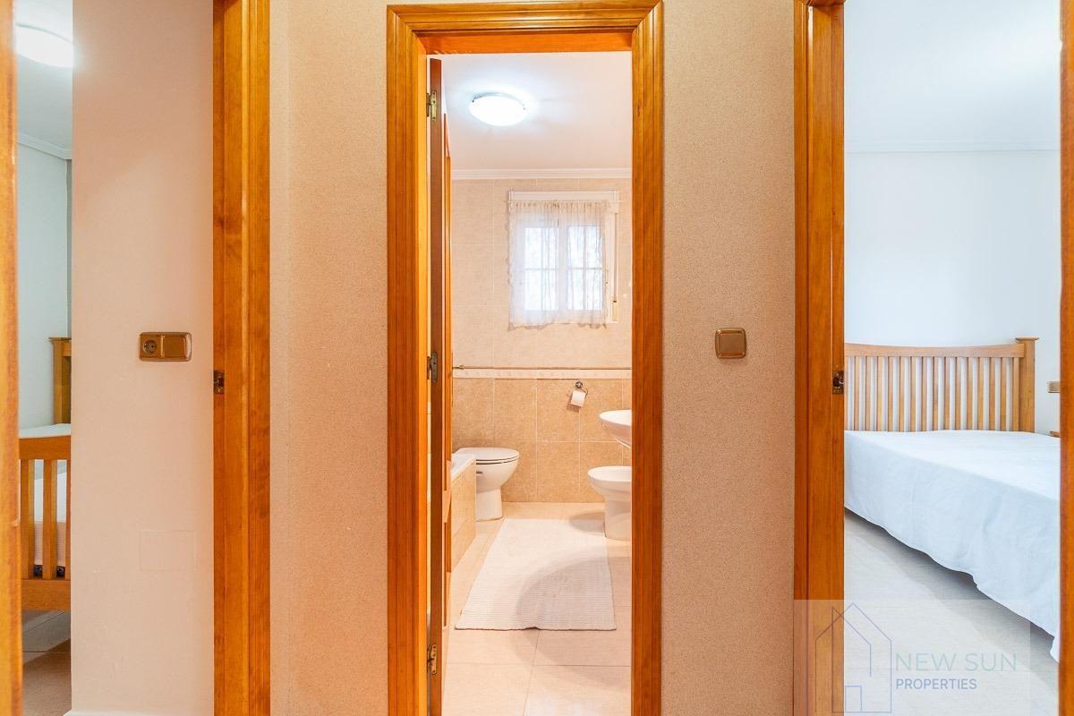 Venta de planta baja en Orihuela Costa