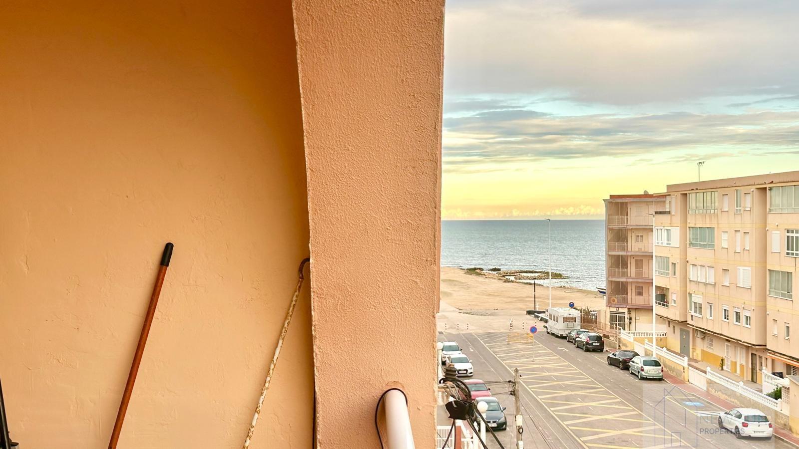 For sale of penthouse in Torrevieja