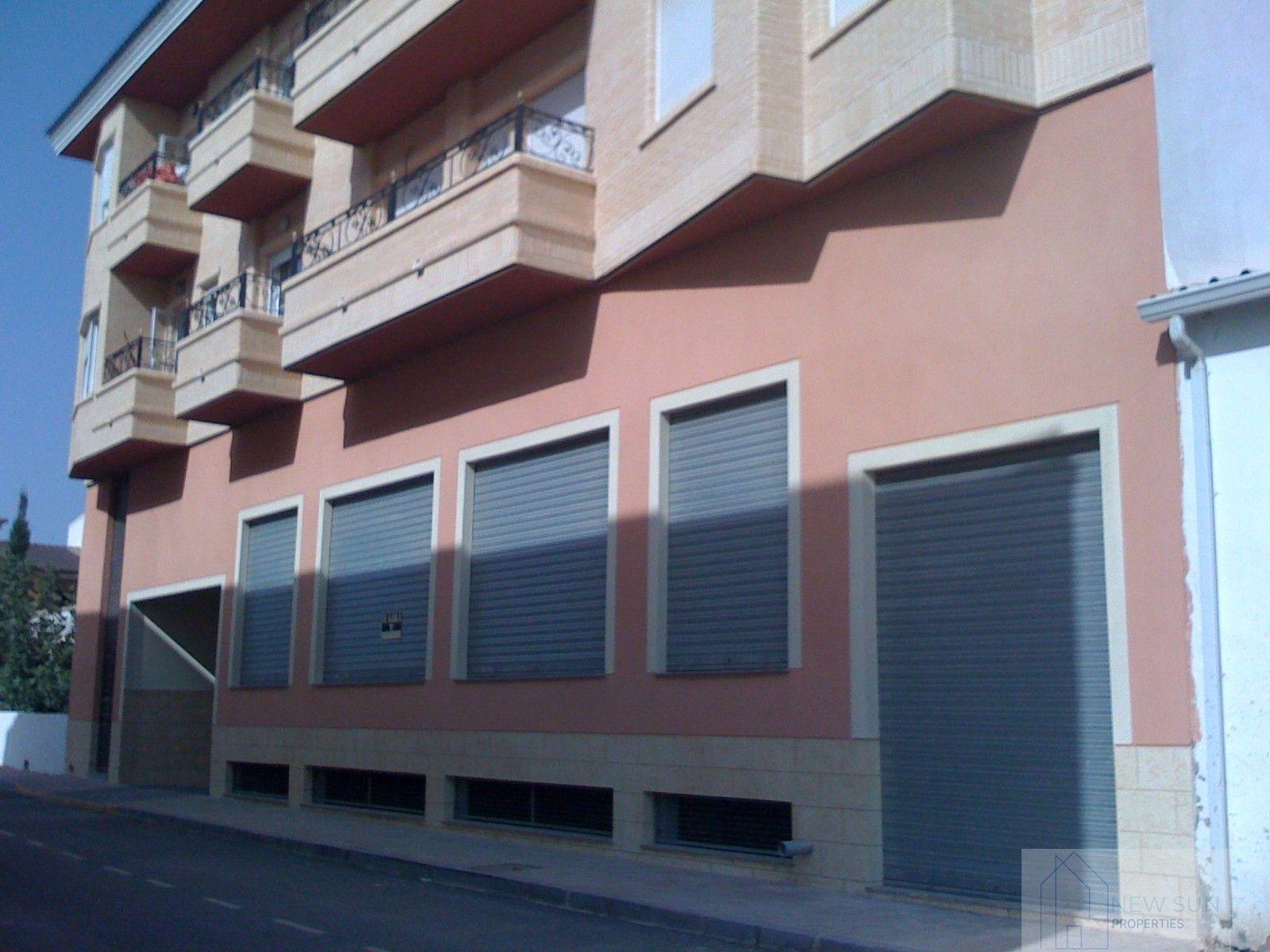 Venta de local en Los Montesinos