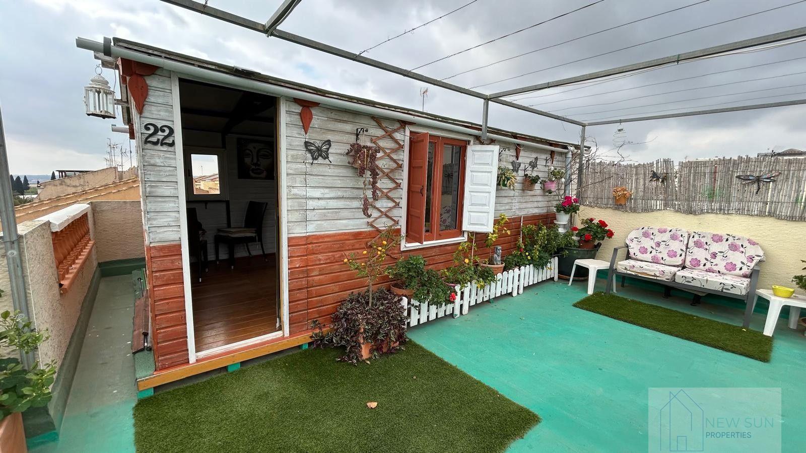 For sale of chalet in Los Montesinos