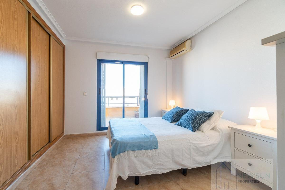 For sale of penthouse in Torrevieja