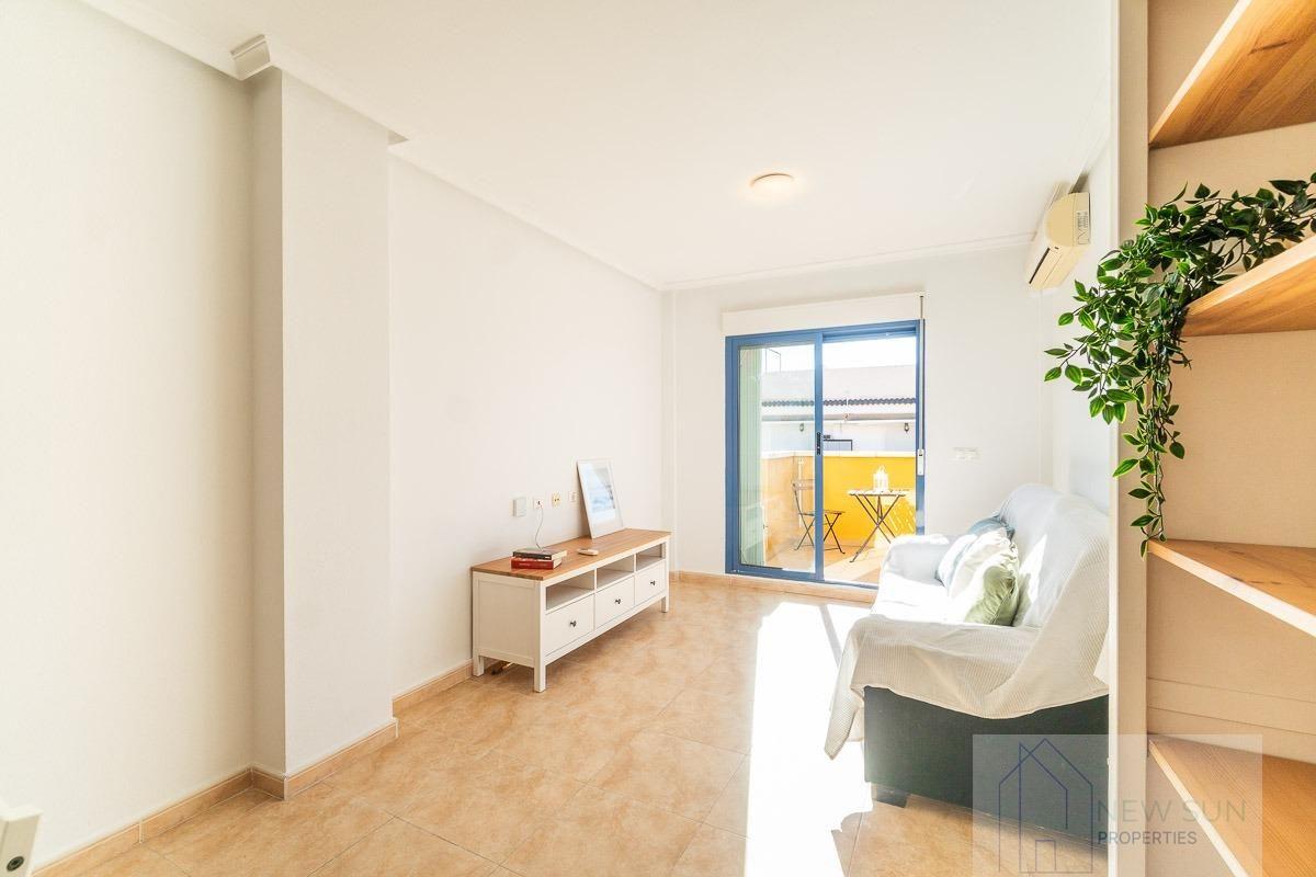 For sale of penthouse in Torrevieja