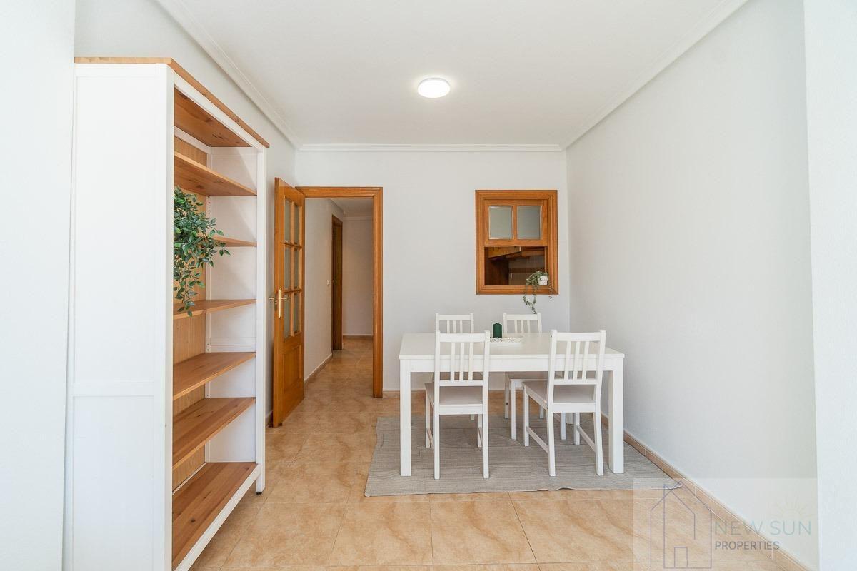 For sale of penthouse in Torrevieja