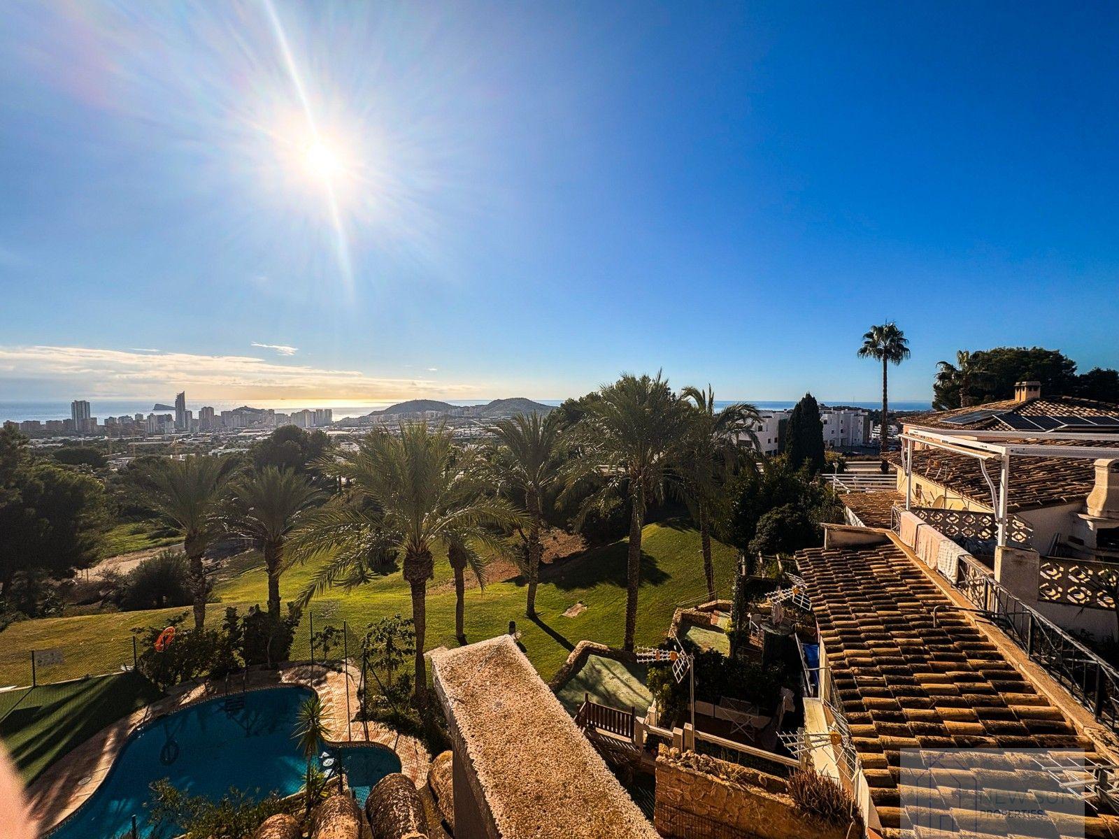 For sale of house in Finestrat