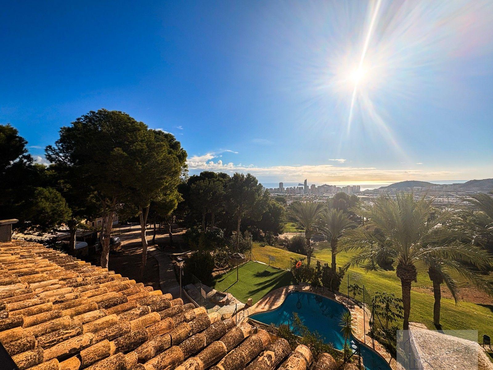 For sale of house in Finestrat