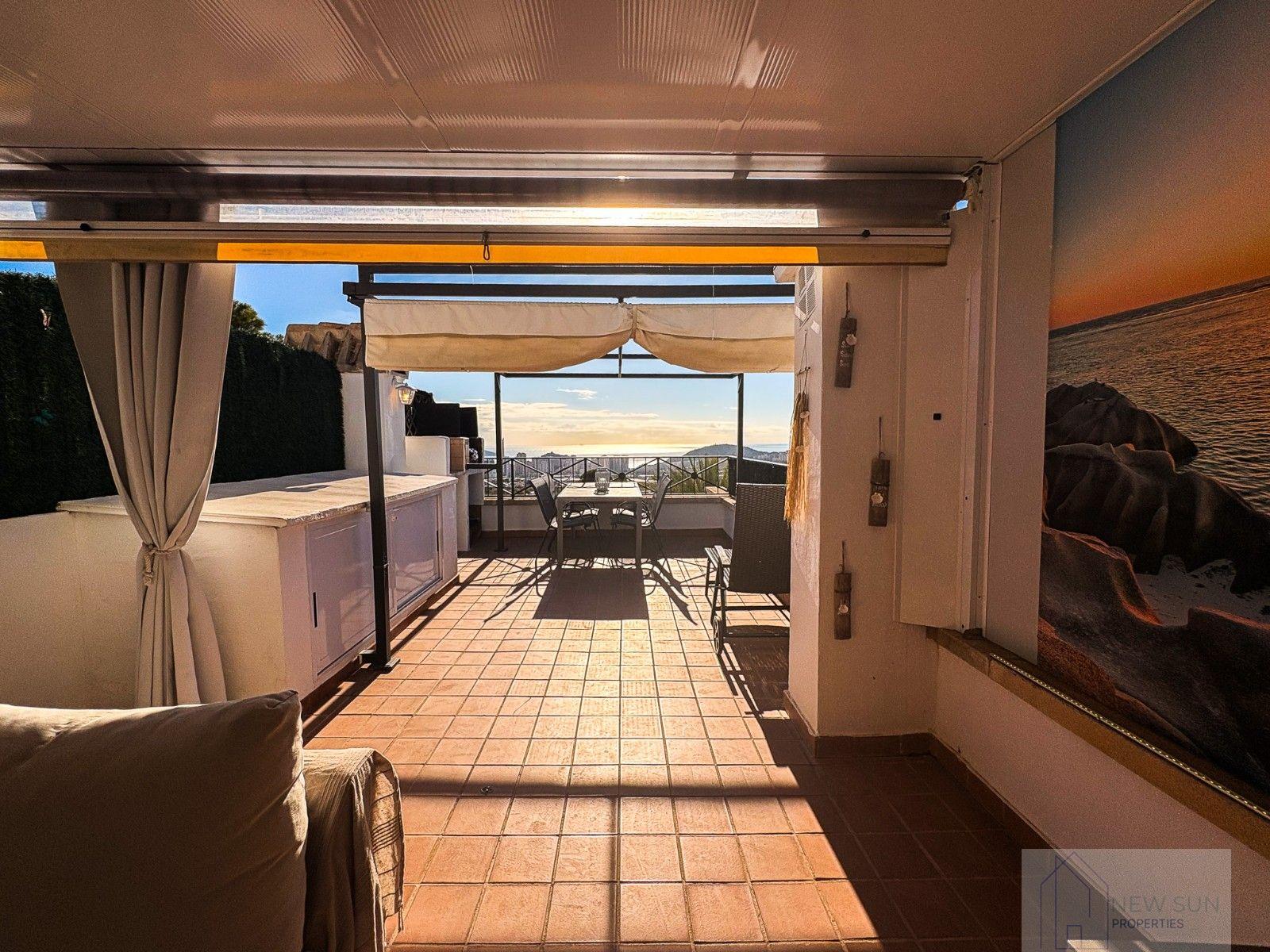 For sale of house in Finestrat