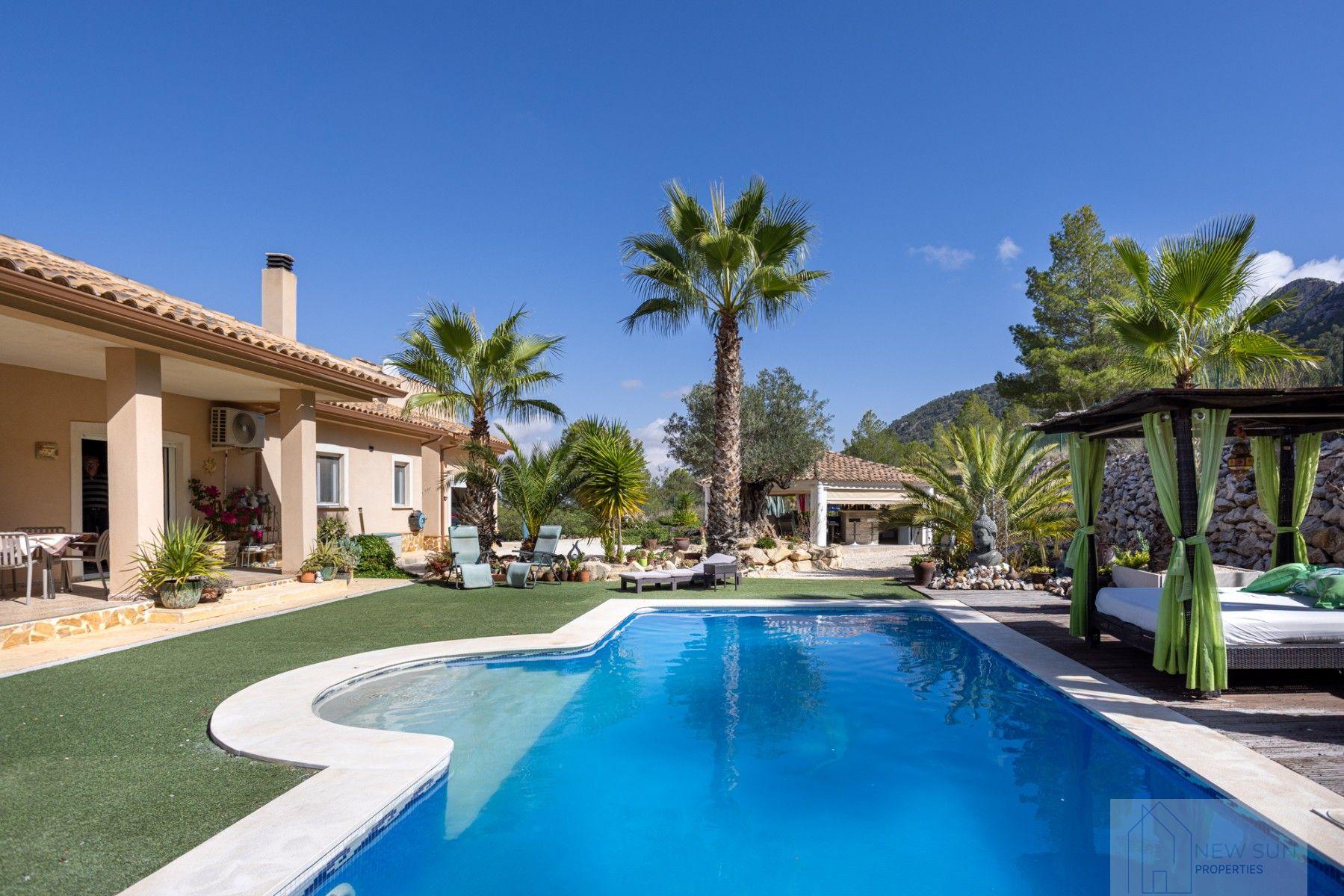 Venta de villa en Jumilla