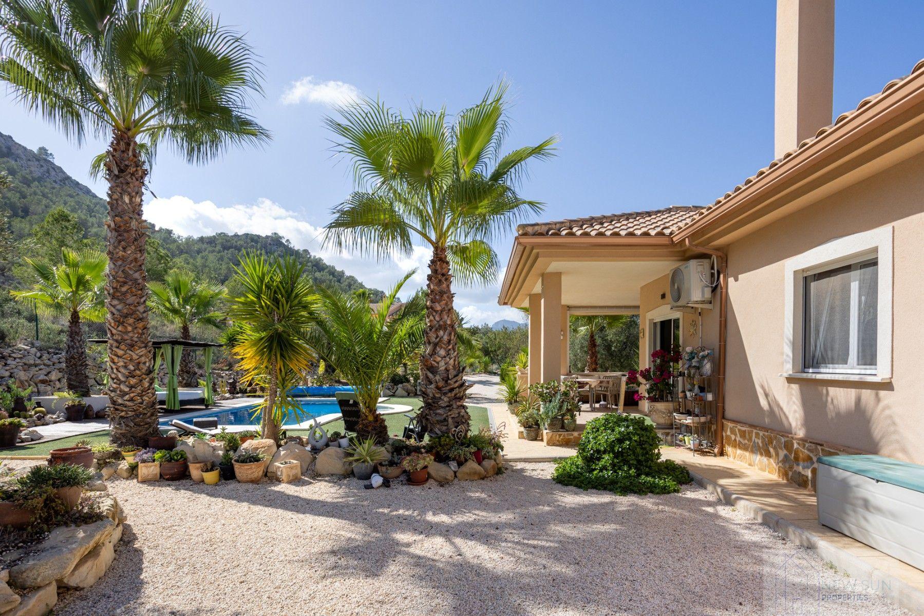 Venta de villa en Jumilla